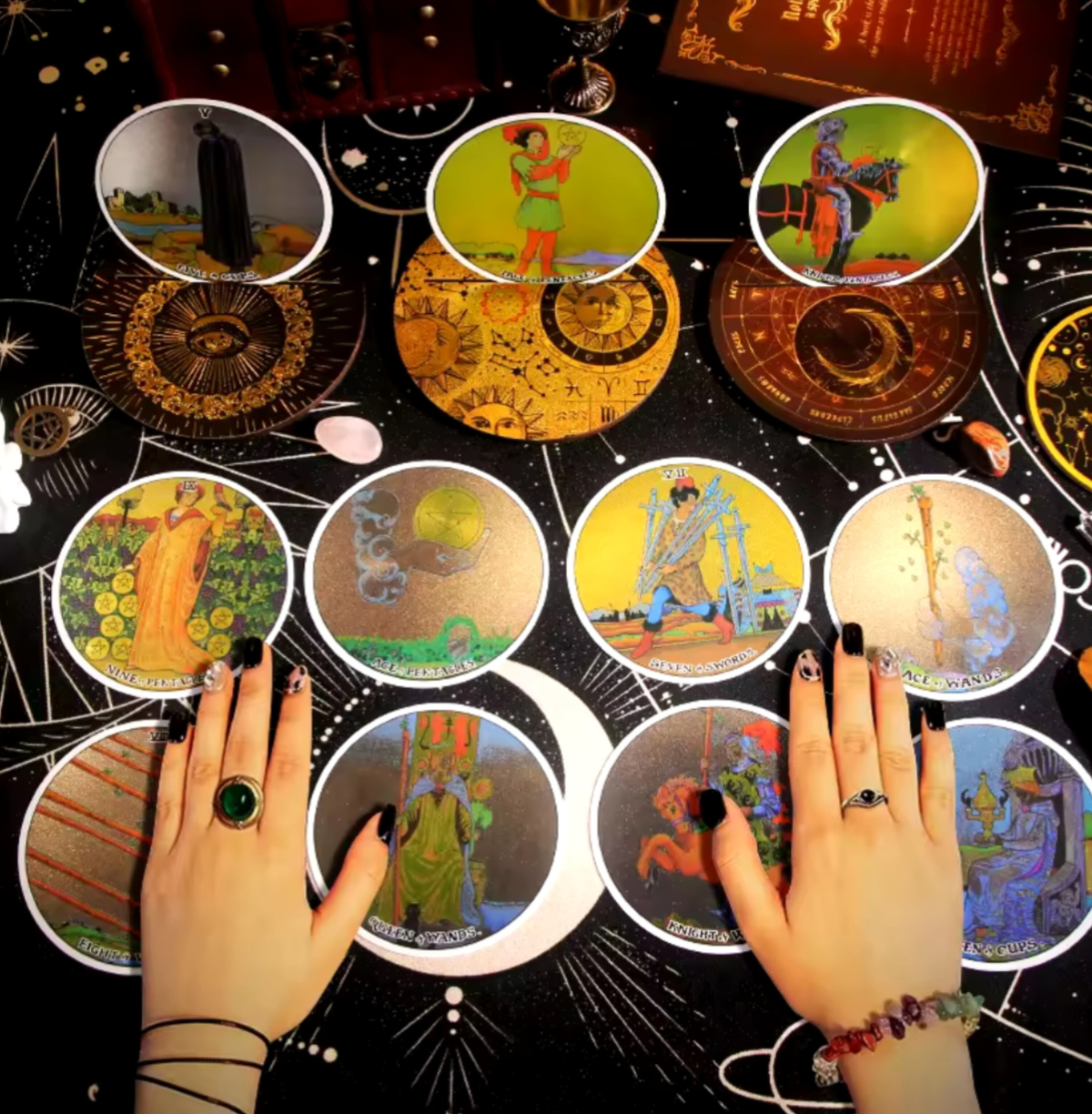 Кругле пластикове Таро Райдер Уейт Оригінал 1909 на 78 карт 10 х 10 см Tarot Original 1909 Карти Таро.