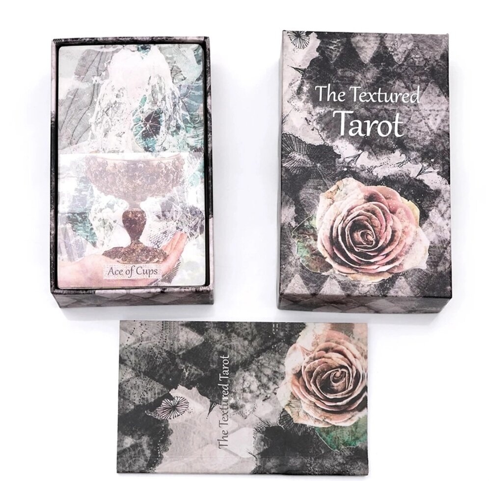 Текстуроване Таро. The Textured Tarot 78 карт з позолотою на зрізі у щільній коробці. Карти Таро.
